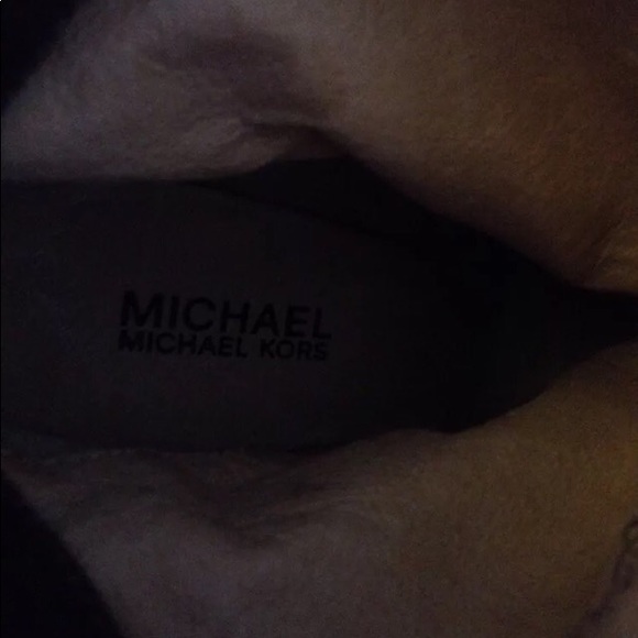 Michael Kors Booties/ Boots/ Heels Gray Leather - Picture 5 of 8